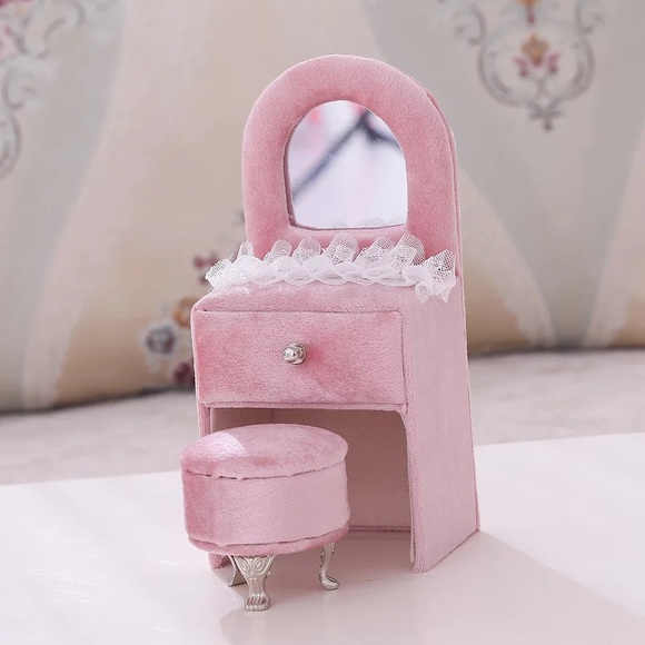 Jewelry box dresser ring necklace storage pink cute mini home decor organizer - Picture 2 of 3